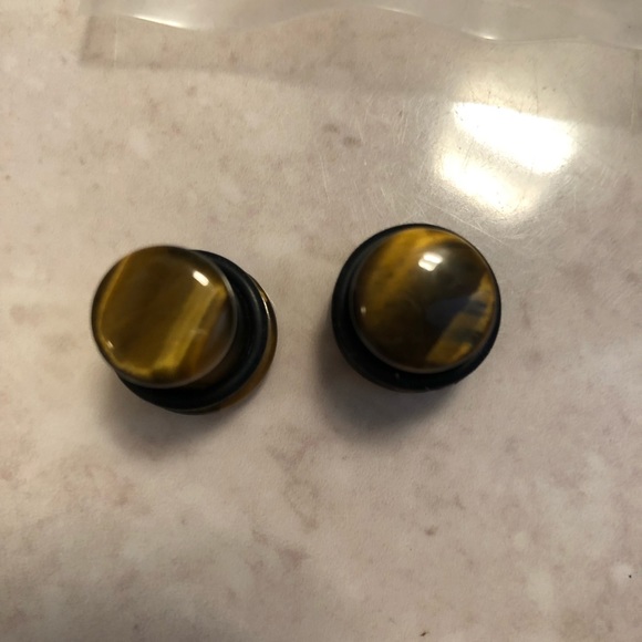 Tigers eye single flare plugs sz 1/2” - Picture 3 of 4